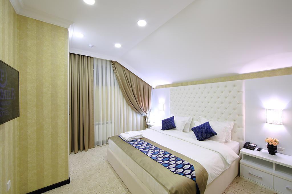 Premier Hotel 比什凯克 外观 照片