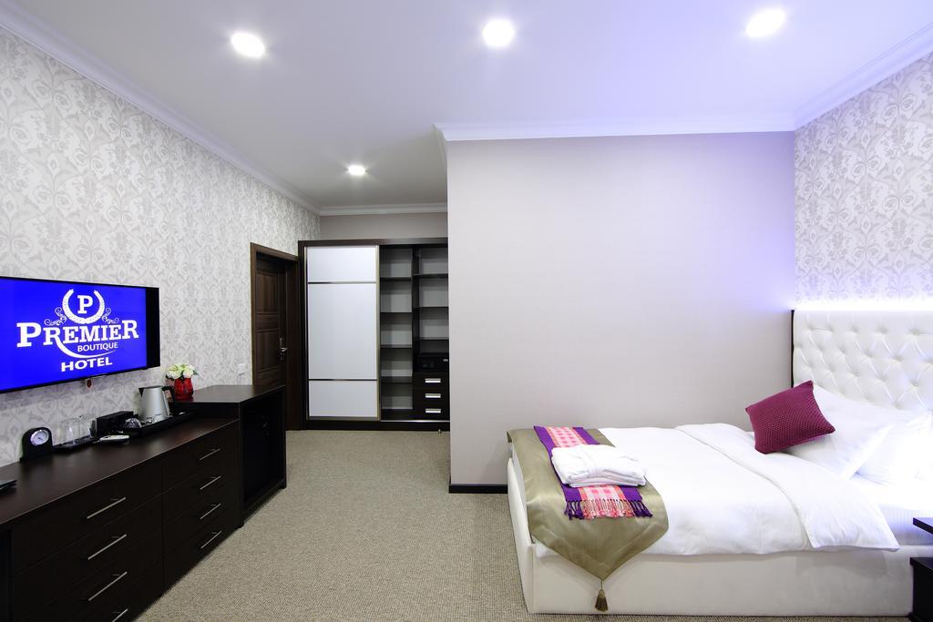 Premier Hotel 比什凯克 外观 照片
